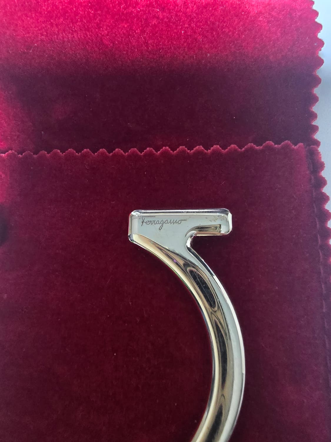 정품 페레가모 까르띠에 디자인 팔찌 상품이미지2