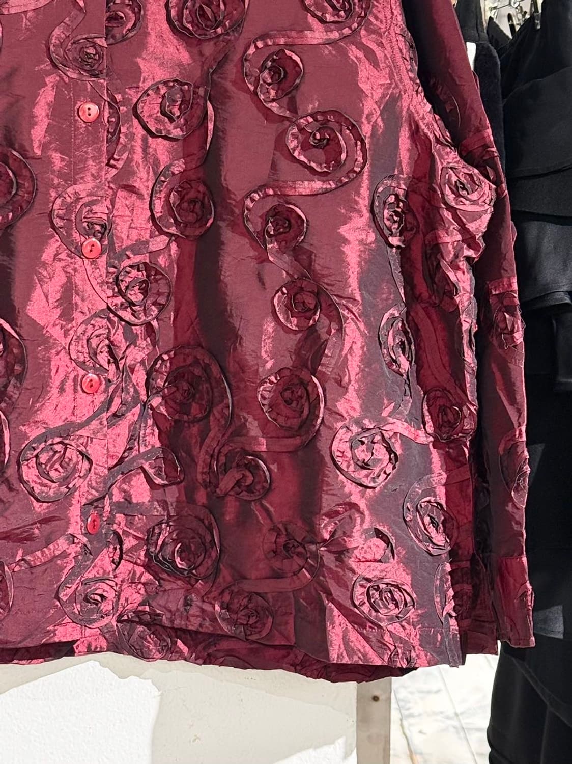 스콧 테일러 버건디 로제트 트림 셔츠 상품이미지5