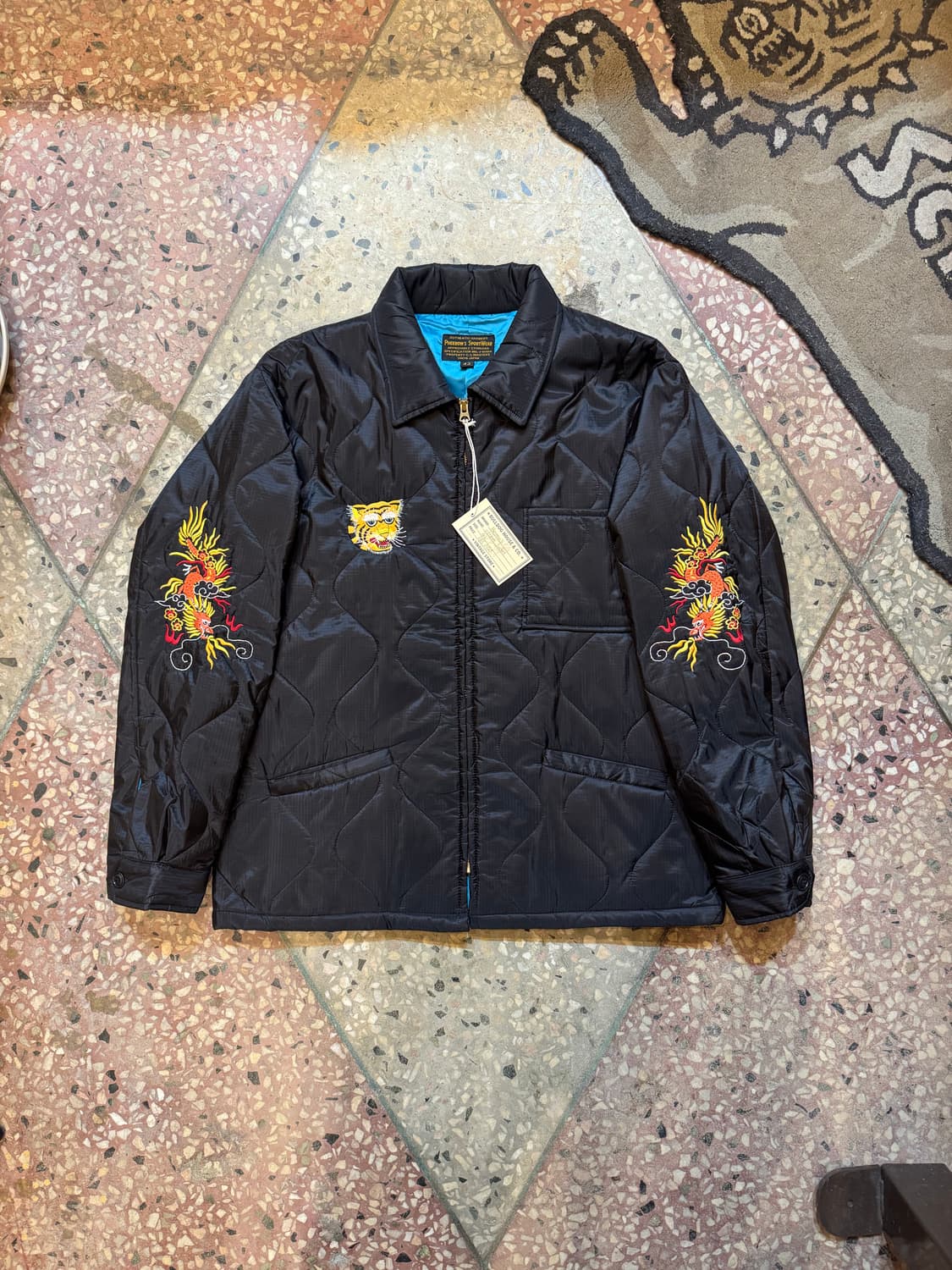 페로우즈(Pherrow’s) 베트남 수베니어 자켓 상품이미지1