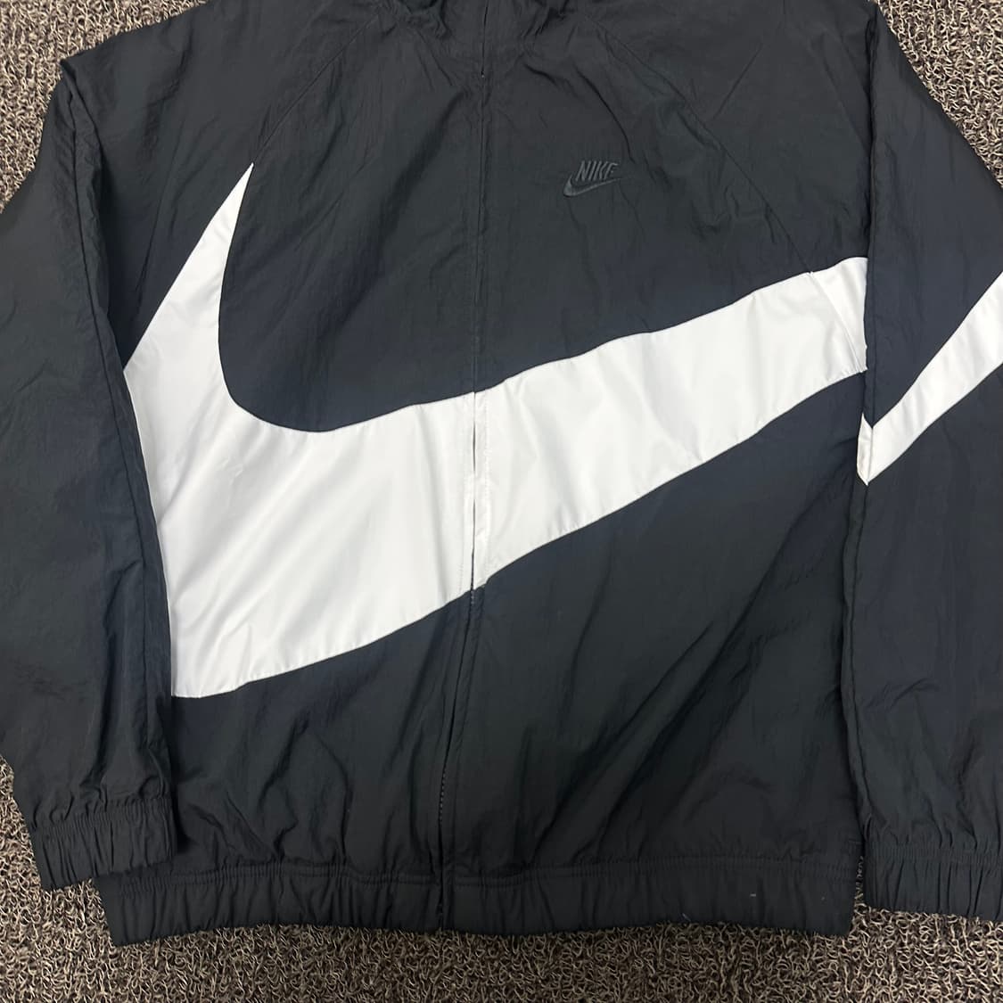 NIKE 나이키 빅스우시 오븐 바람막이 자켓 블랙 M 상품이미지4