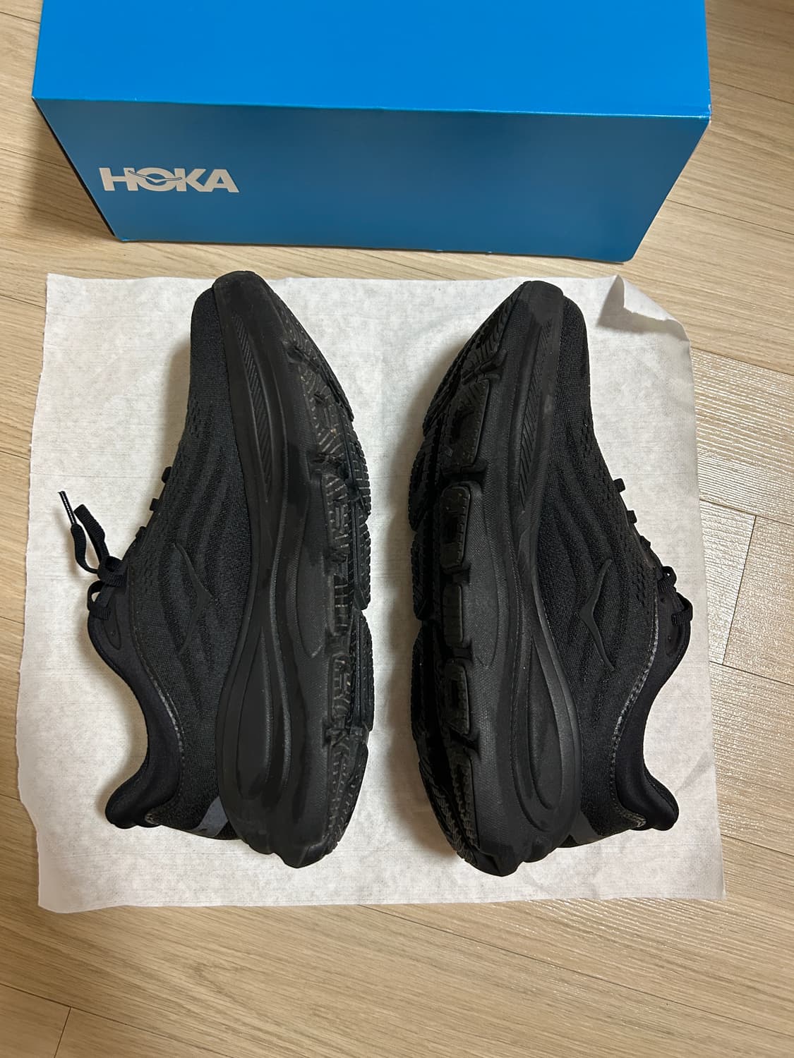 (1회착용) 호카 본디 9 블랙 - 레귤러 [275] 상품이미지4