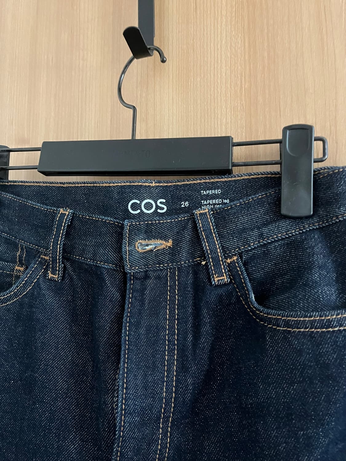 cos arch 하이라이즈 테이퍼드진 26 상품이미지3