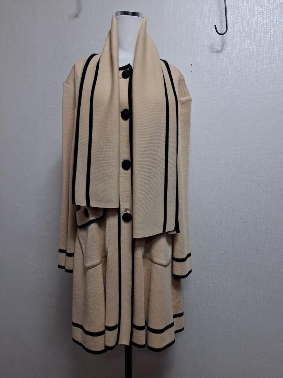 일본구제  PRIVATE MENU 옐로우 고급순모니트원피스 머플러세트66 상품이미지4