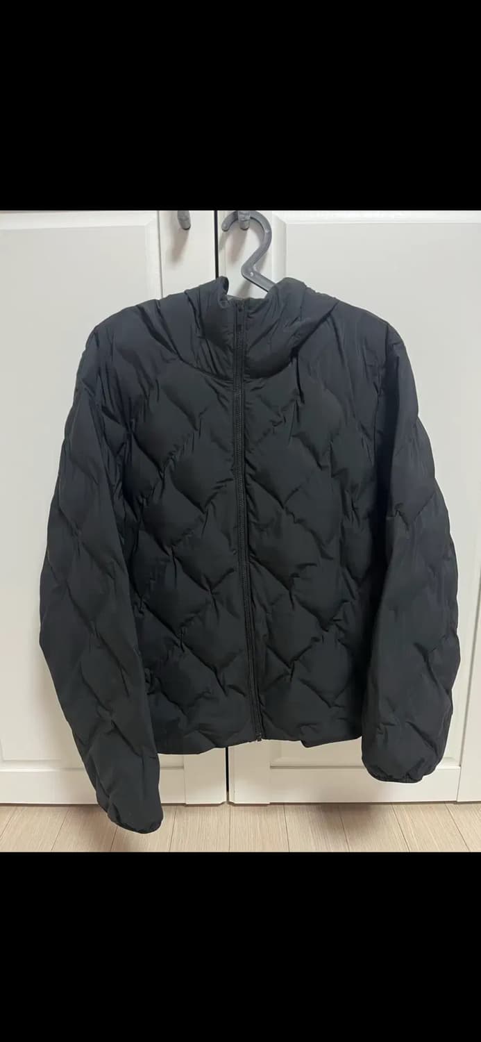 유니클로 퍼프테크 경량 퀄팅 패딩 블랙 M 상품이미지2