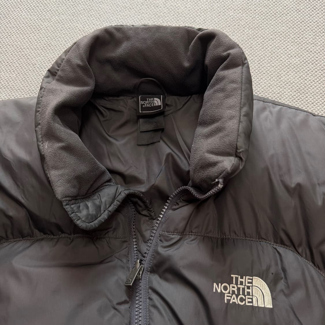 노스페이스 550 실버 브라운 패딩 상품이미지2
