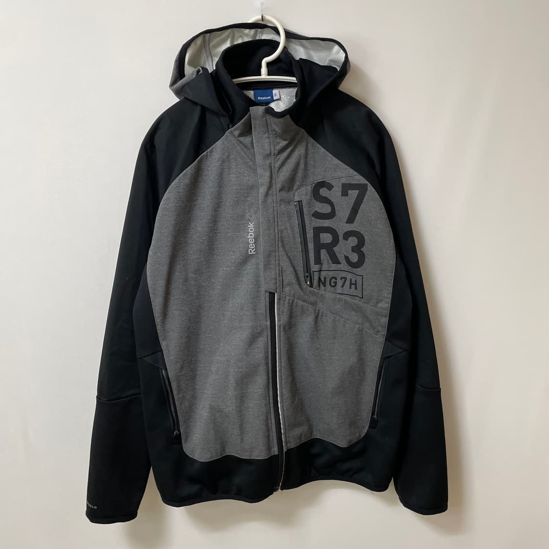 [ XL ] 리복 스포츠 스판 바람막이 후드자켓 상품이미지1