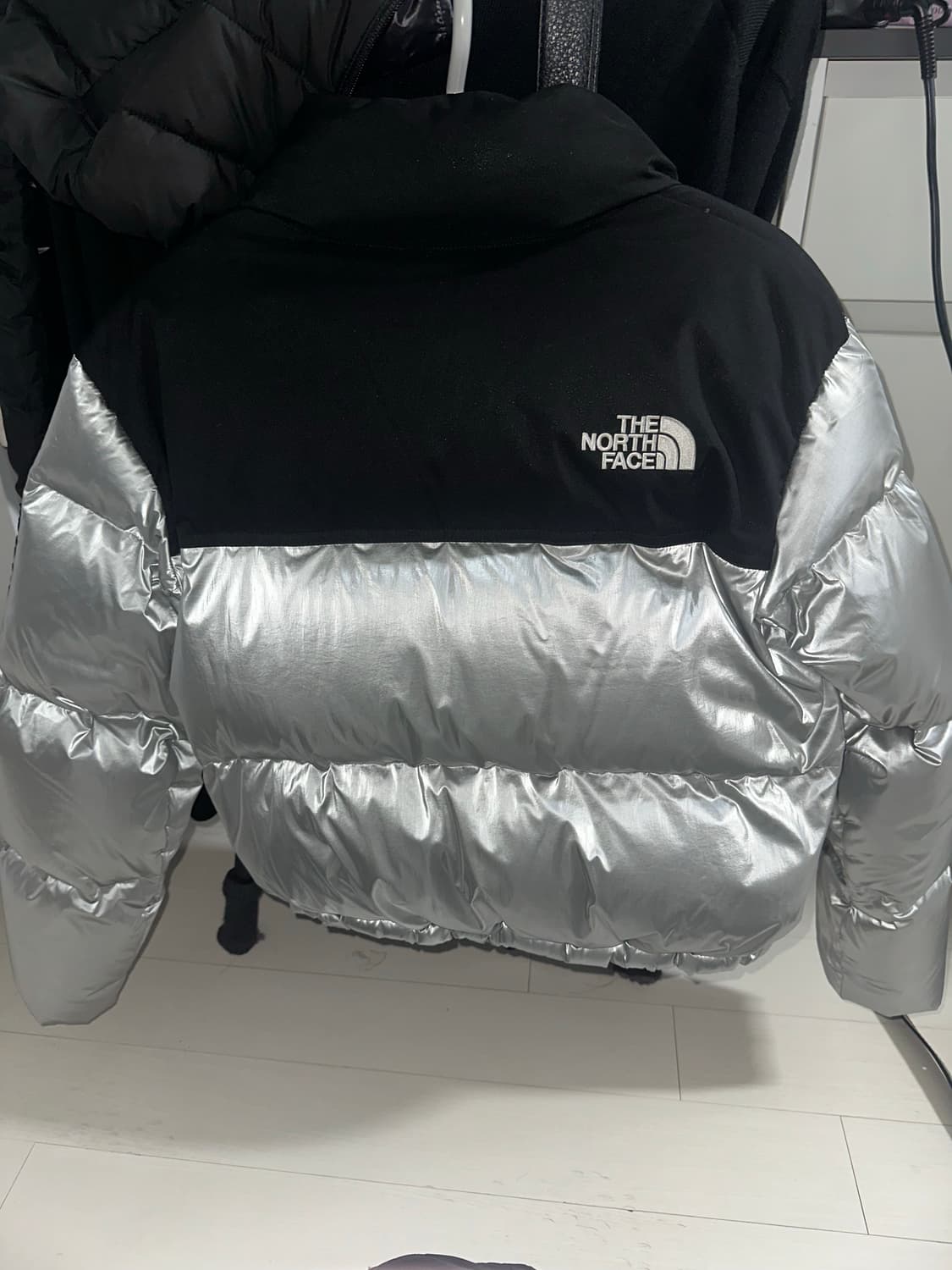 노스페이스 화이트라벨 여성 노벨티 눕시 다운 자켓 상품이미지5