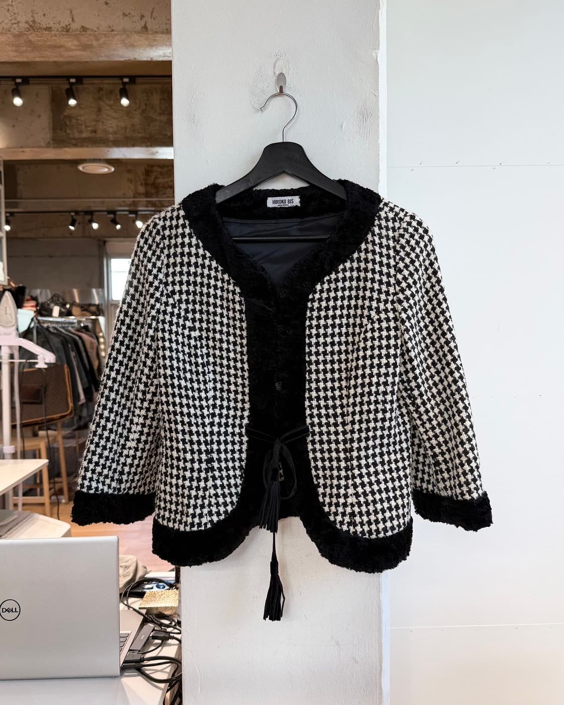 히로코 비스 블랙 하운드투스 자켓  상품이미지2
