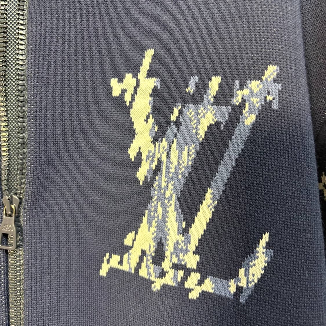 [XL] 루이비통 버질아블로 블렌드 블루종 니트집업 상품이미지3