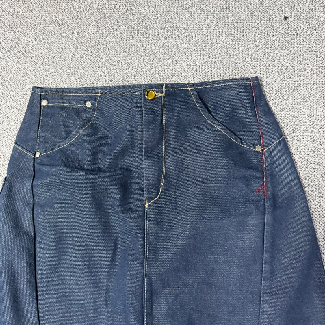 리바이스 엔지니어드 데님 스커트 상품이미지2