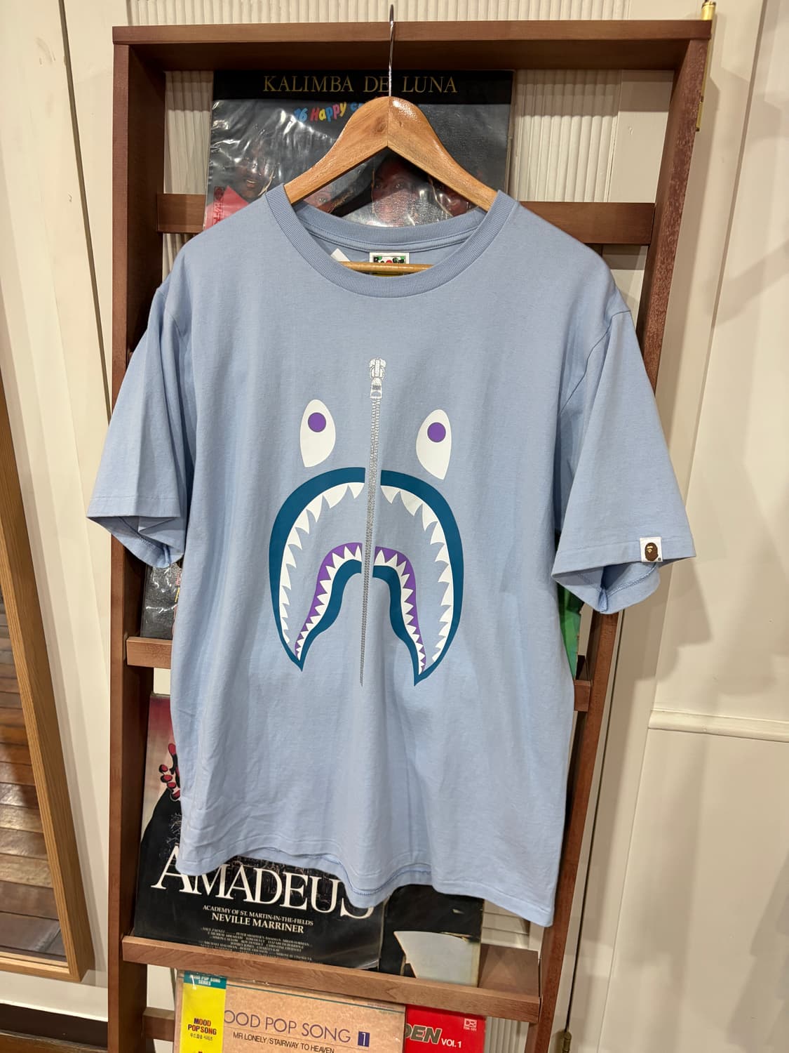 J147 Bape 베이프 샤크 반팔 티셔츠 상품이미지1