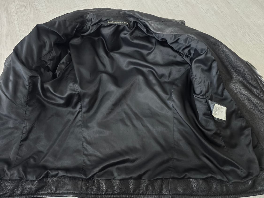 (정품) 발렌시아가 라이더 가죽자켓 38 (명품 여자 레더자켓 점퍼) 상품이미지4
