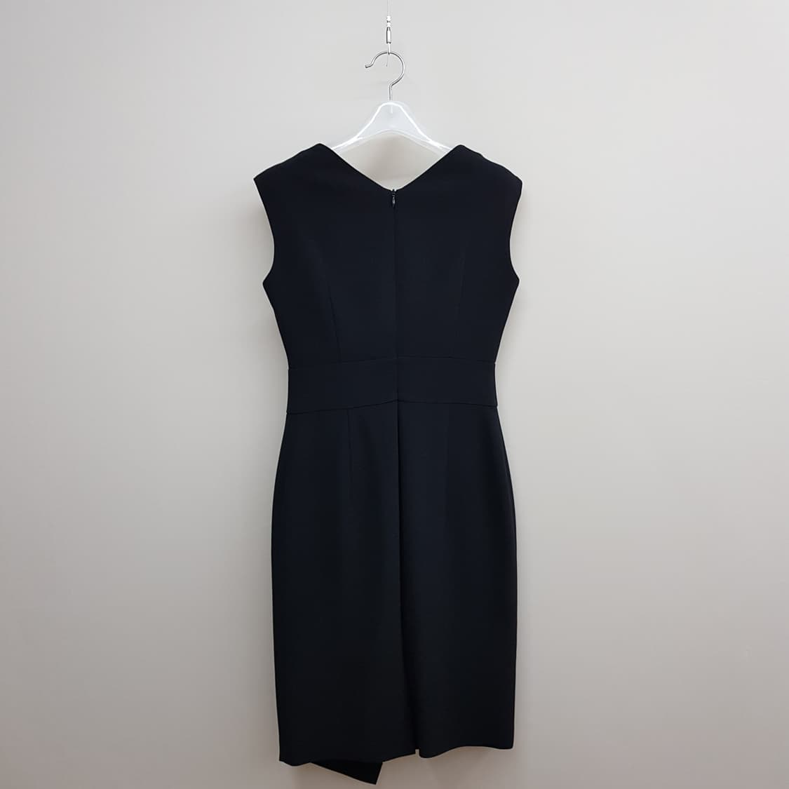 모조에스핀 슬리브리스 브이넥 원피스 55사이즈 상품이미지4