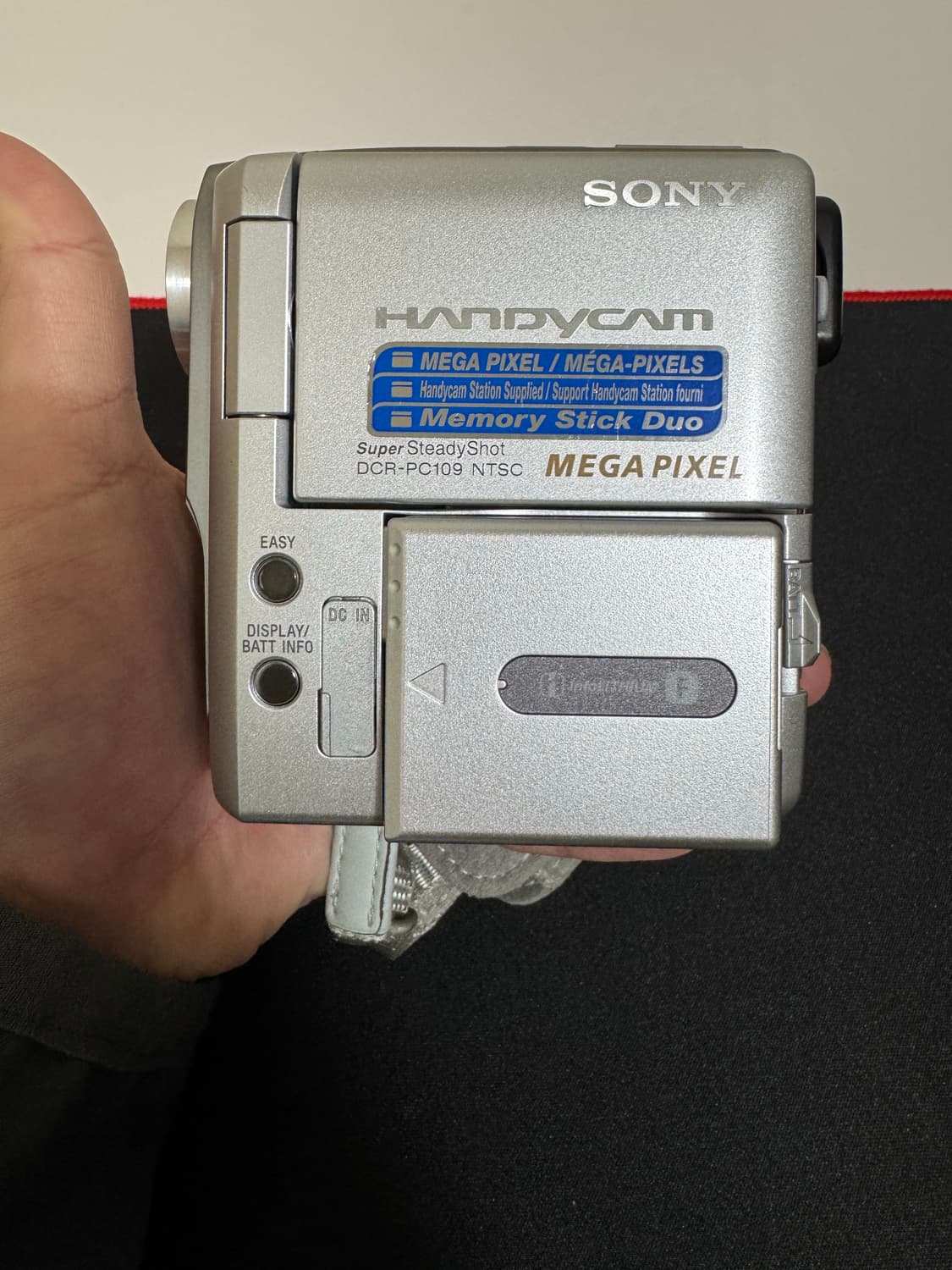 [새상품급]아이유 캠코더 소니 DCR-PC109 핸디캠 디카 상품이미지2
