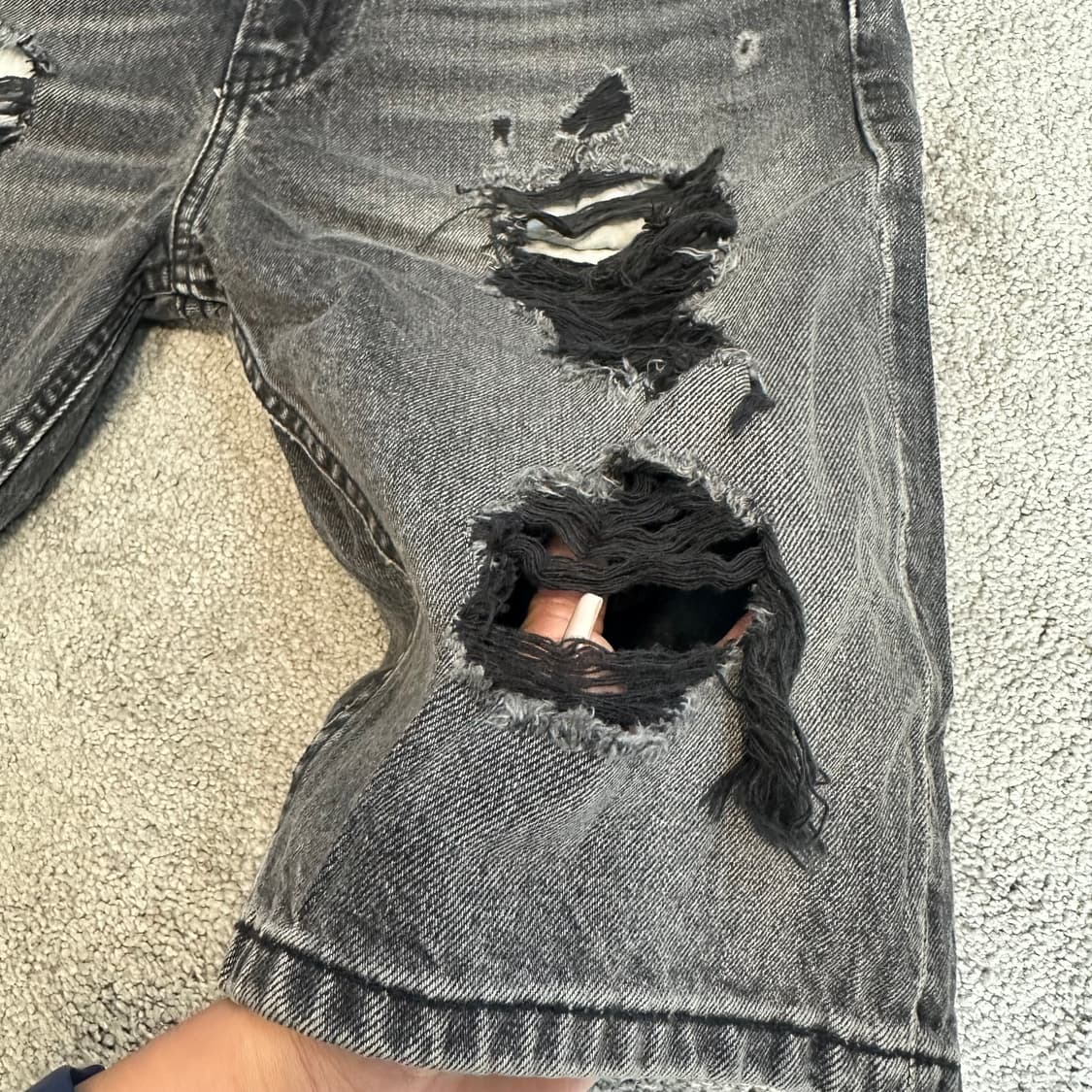 리바이스522 테이퍼드핏 디스트로이드 흑청(31) 상품이미지4