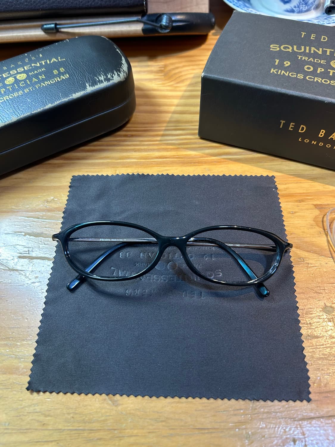 프라다 안경테 상품이미지1