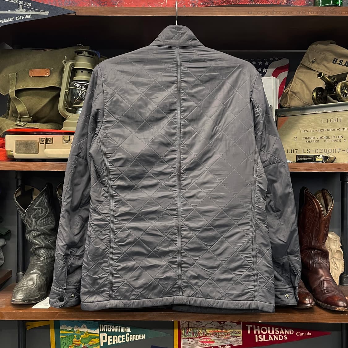 바버 넥 버클 인터네셔널 모터사이클 퀼팅 자켓 뷰포트 상품이미지2