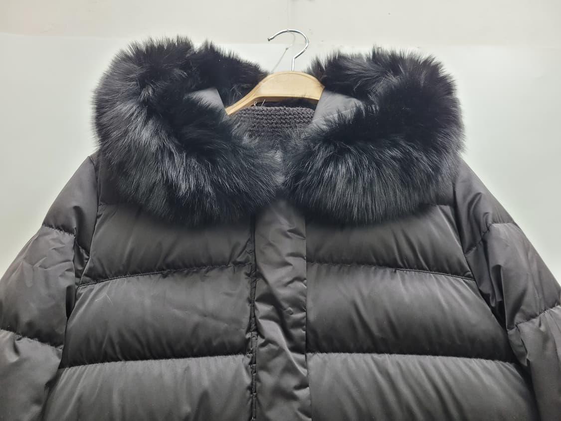 더엣지 폭스퍼 프리미엄 구스 다운 롱 패딩 / 여 77 블랙 
 상품이미지3