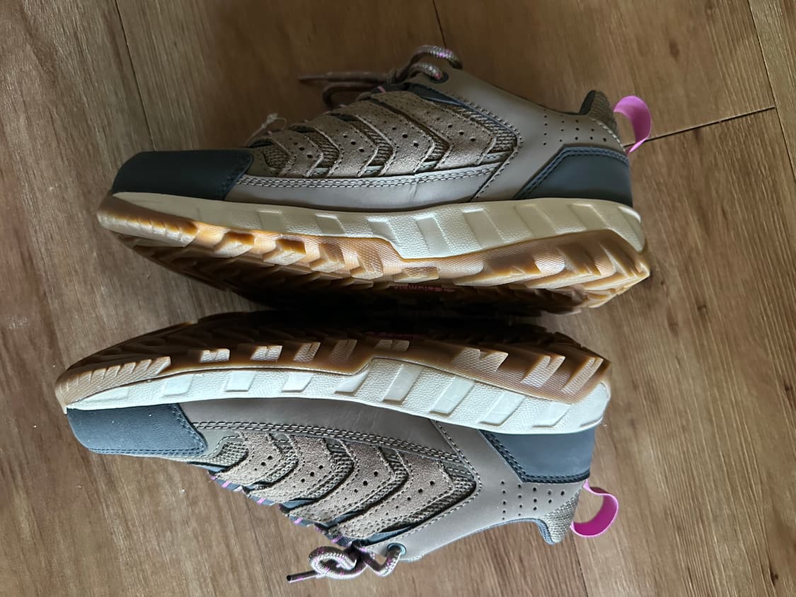 컬럼비아 여성 방수 등산화 240mm 판매 상품이미지4