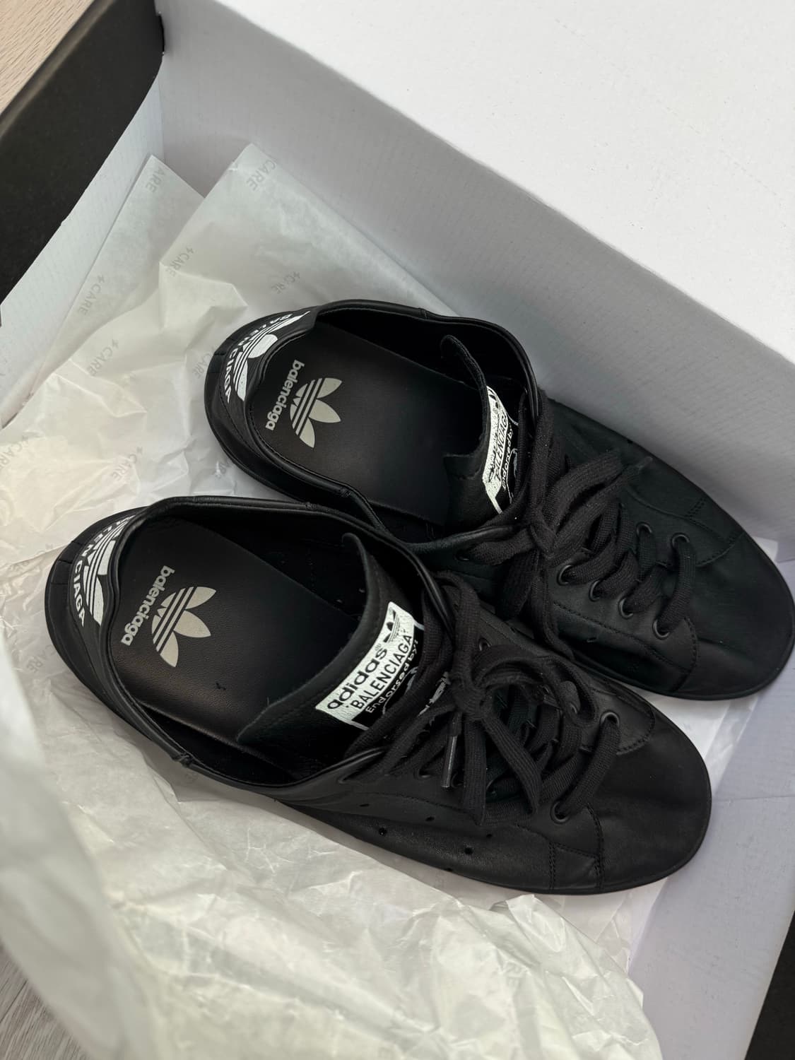 발렌시아가 아디다스 스탠스미스 블랙 43사이즈 상품이미지1