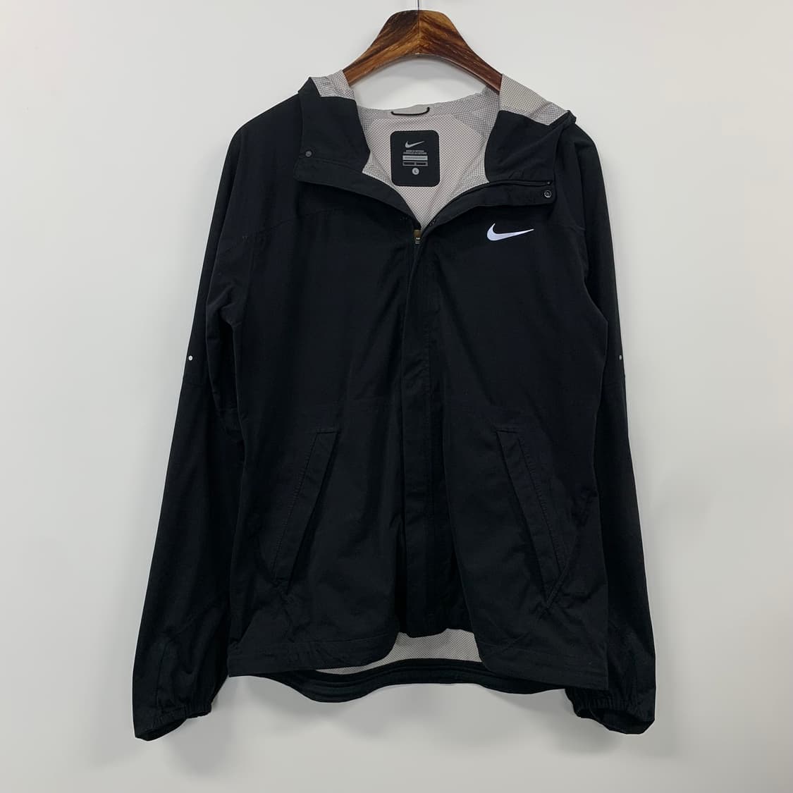 나이키 러닝 블랙 바람막이 자켓  상품이미지2