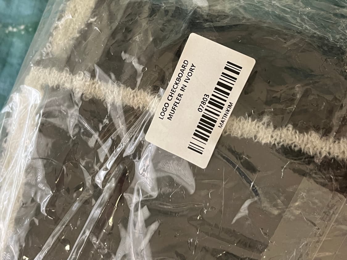 마뗑킴 로고 체커보드 머플러 아이보리 (새상품) 상품이미지3