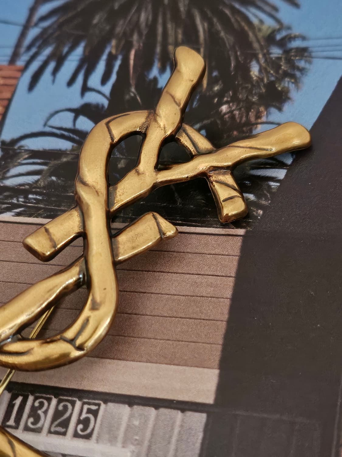 Ysl 입생로랑 브론즈 빅 브로치 상품이미지2