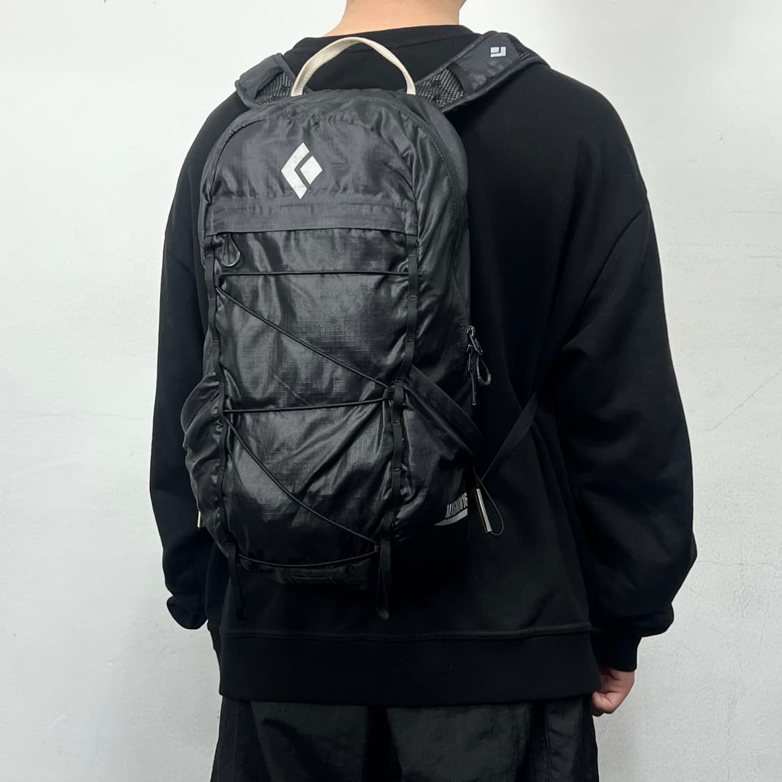 블랙 다이아몬드 매그넘 16 백팩 블랙 상품이미지3