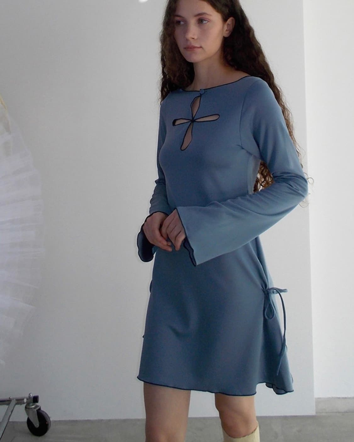 프레클 cut out ribbon jersey dress 상품이미지6