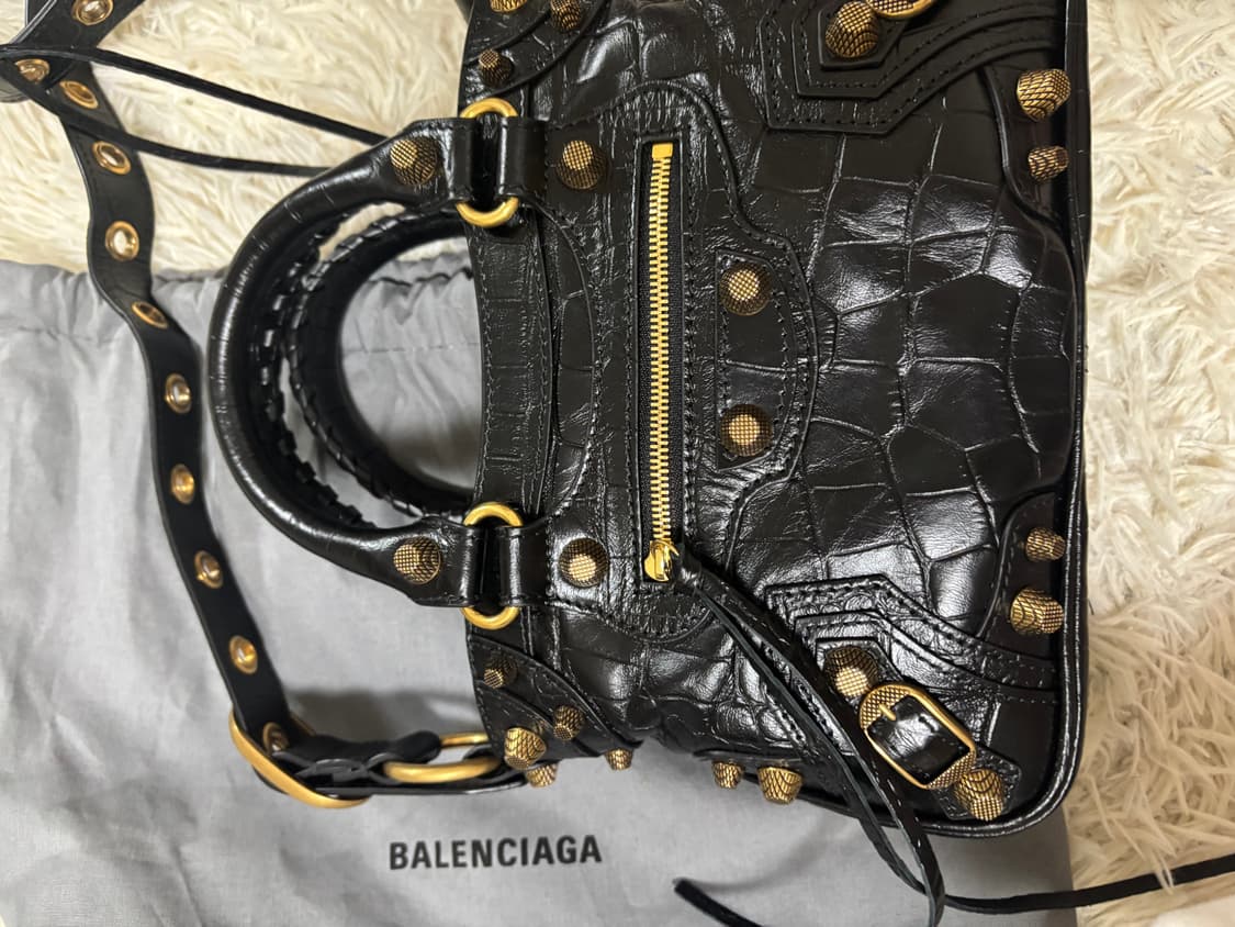 발렌시아가 네오카골 xs 크로커 레더 정품 상품이미지4