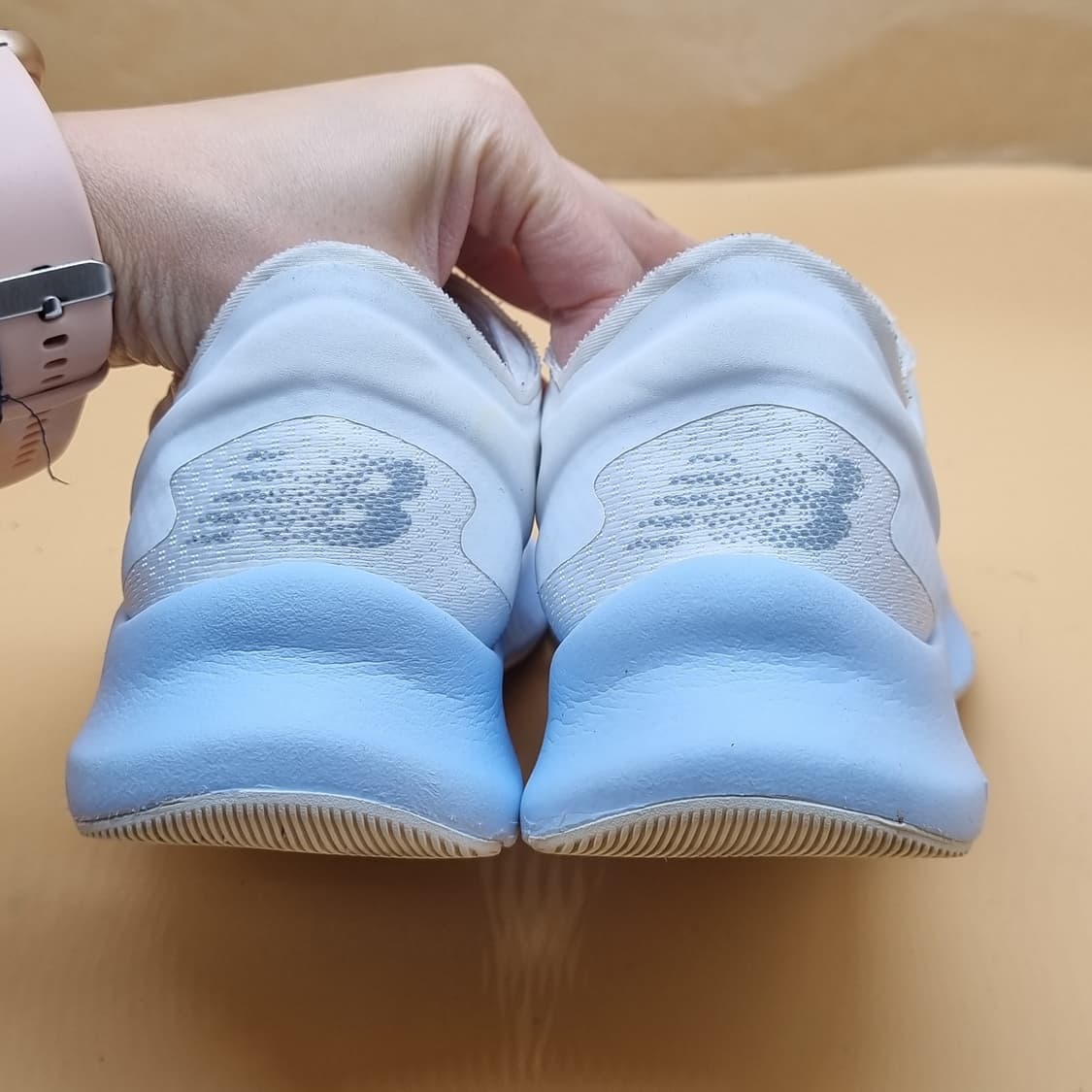 뉴발란스 다이나소프트 운동화230 상품이미지4