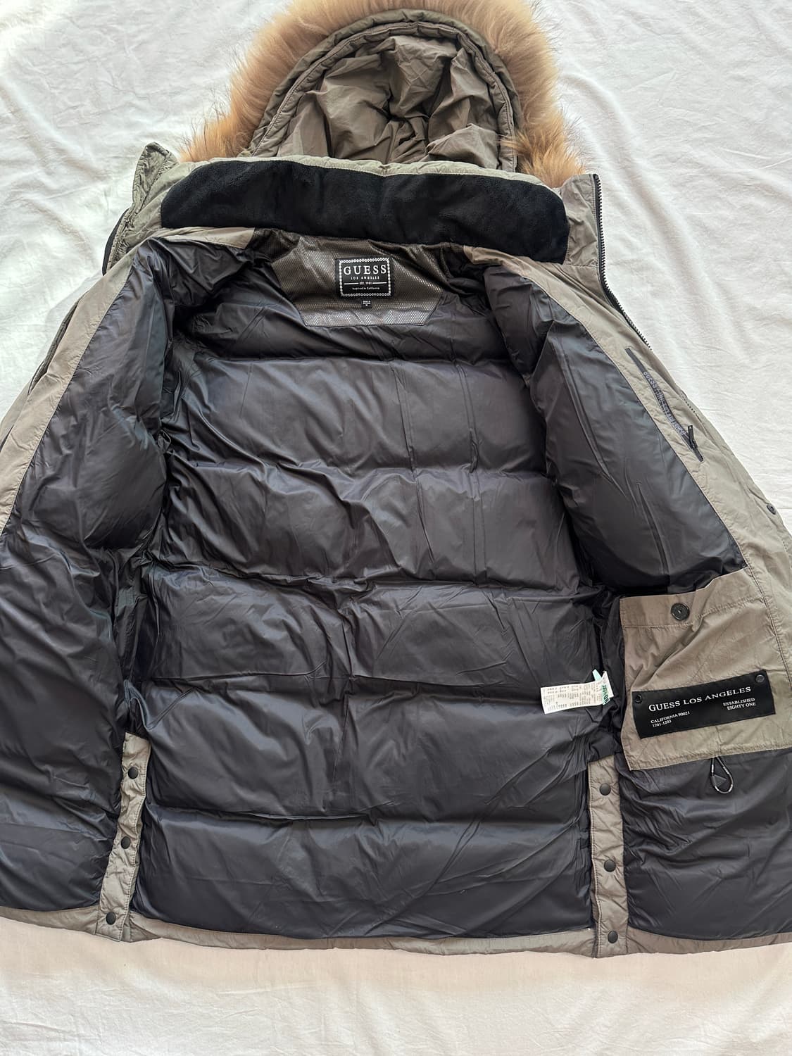 게스 구스다운 남성패딩 상품이미지7