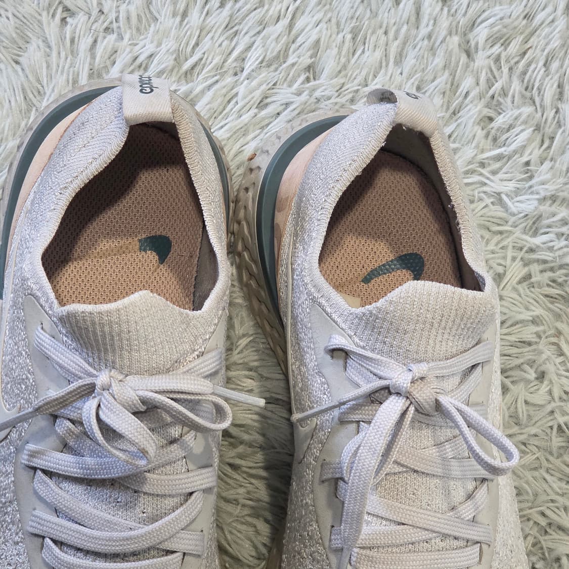 6q-3:나이키 에픽 리액트 플라이니트 오트밀 (26cm) 상품이미지6