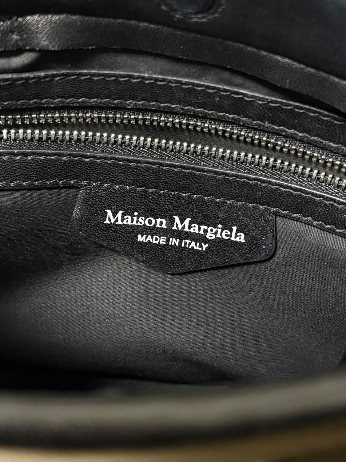 메종 마르지엘라 글램슬램 체인백 블랙 클러치 +에코백 증정 상품이미지9
