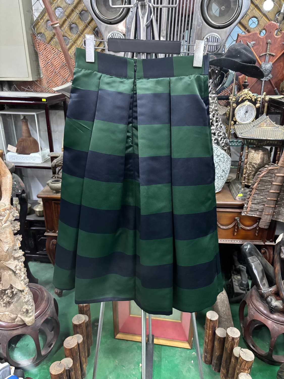 HEAVEN 그린 블랙 배색 가로 스트라이프 플리츠 스커트 상품이미지4