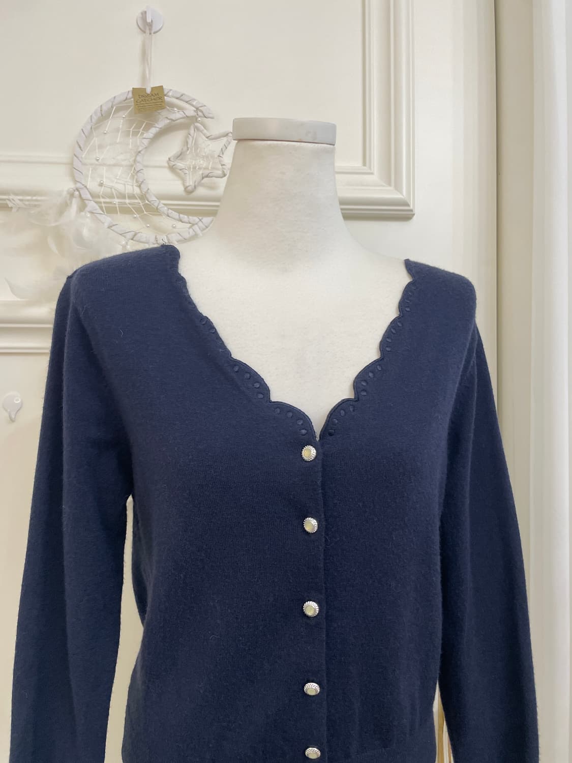navy v-neck wave point cubic button card 상품이미지5
