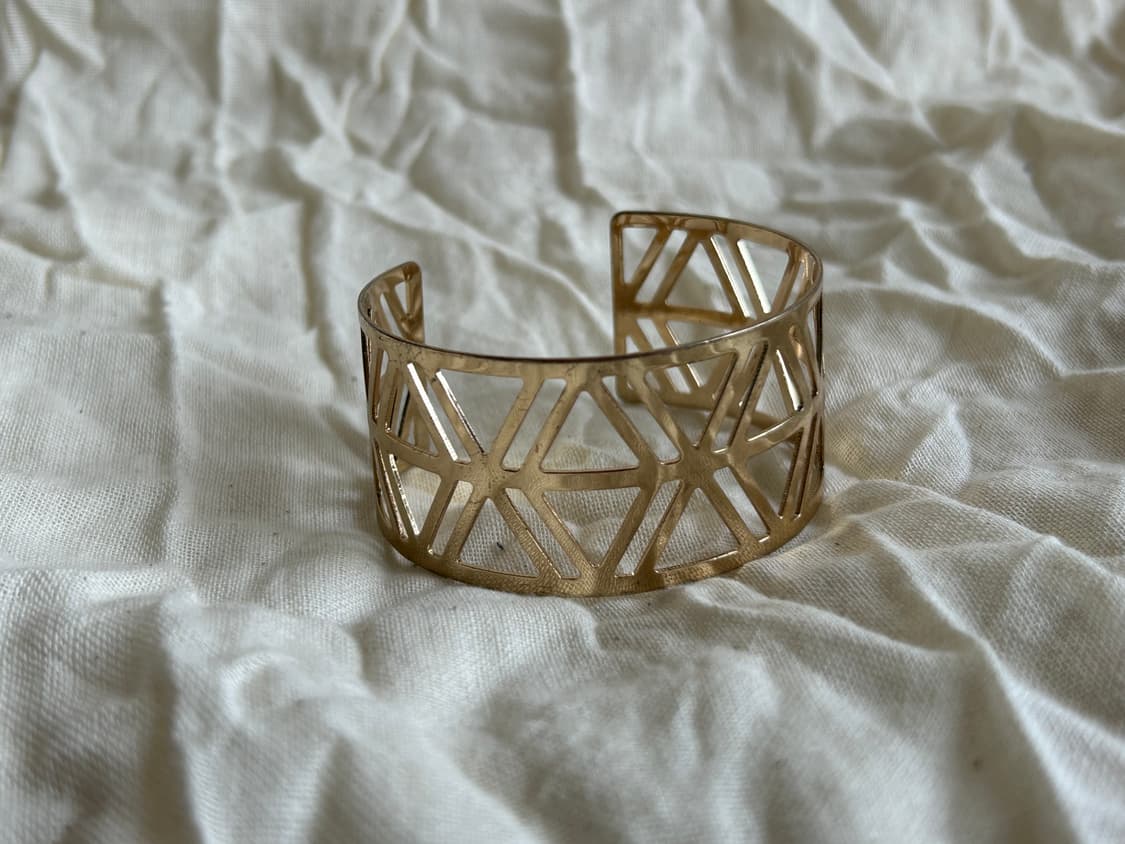 트라이앵글 타입 뱅글 상품이미지1