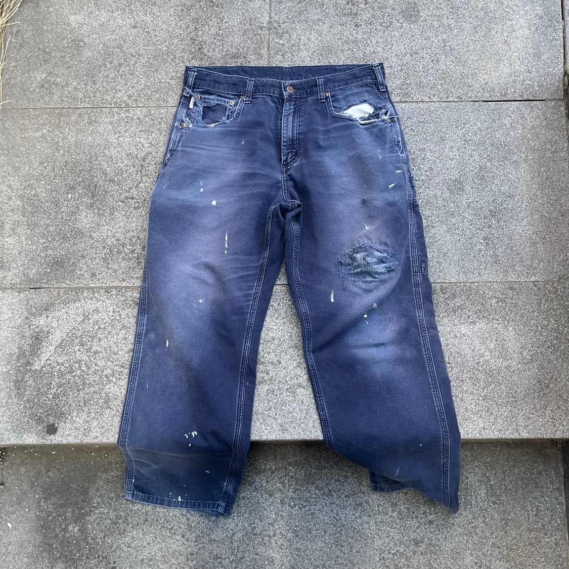 Carhartt 데미지 카펜터 팬츠 (34“) 상품이미지2