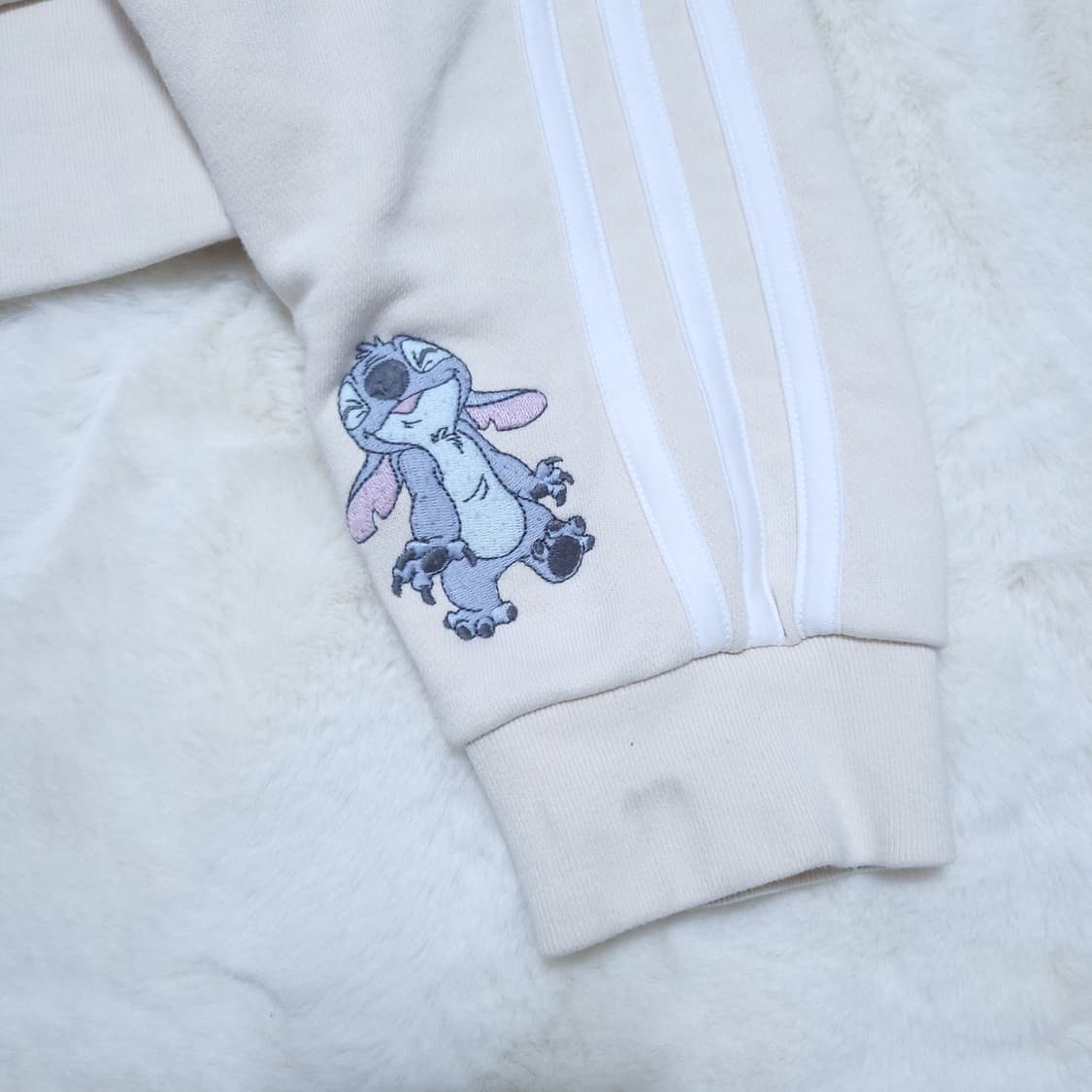 아디다스디즈니 릴로스티치 크롭 가디건 0306 상품이미지2