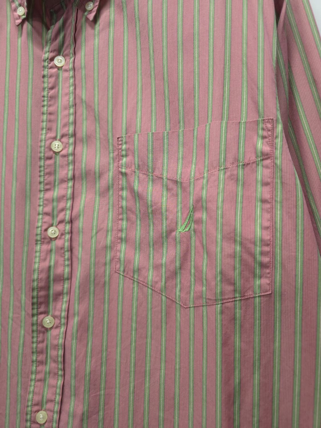 노티카(NAUTICA) 핑크 스트라이프 셔츠 (105~110) 상품이미지3