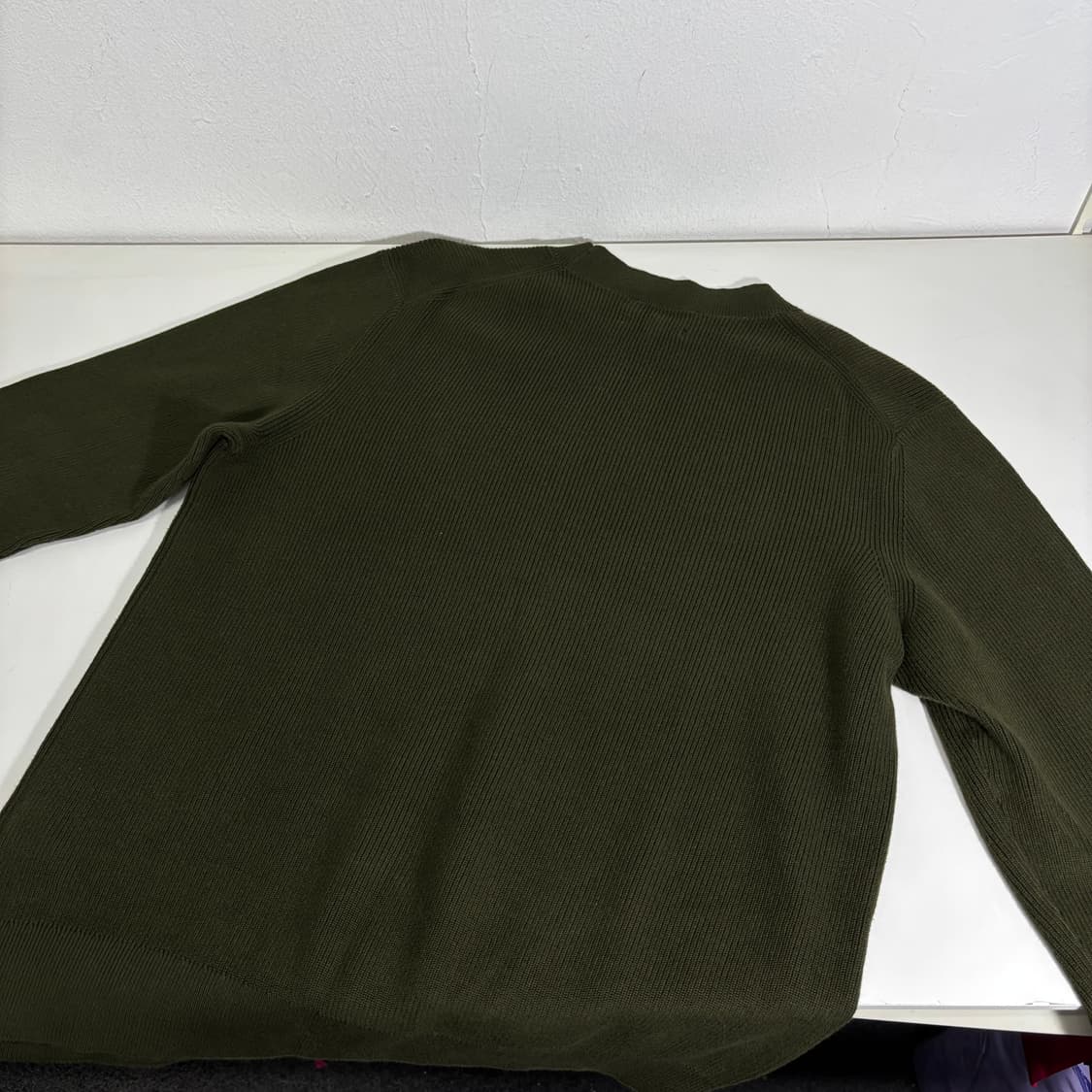 L COS 코스 카키 면 크루넥 니트 상품이미지3