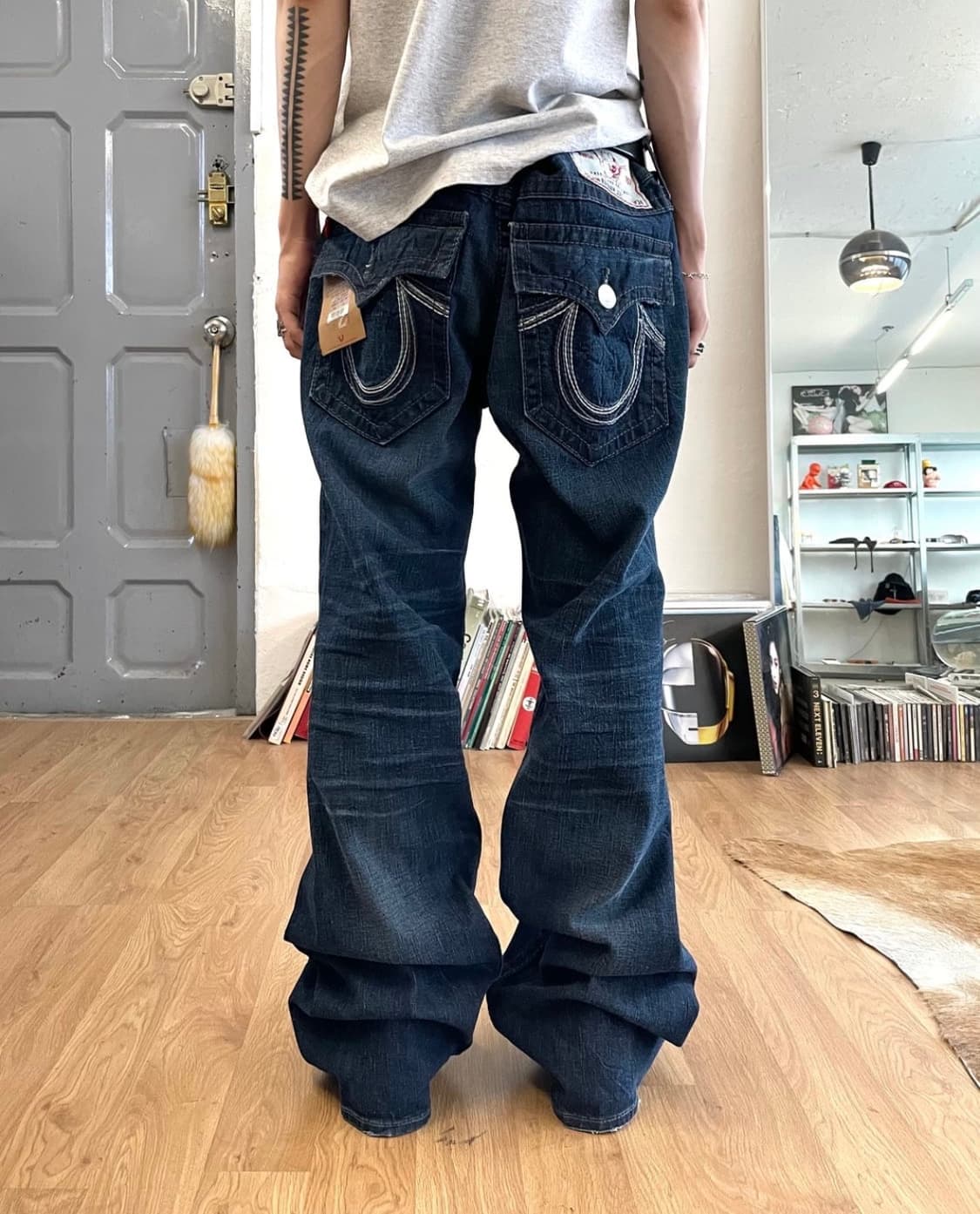 트루릴리전 플레어 팬츠 상품이미지3