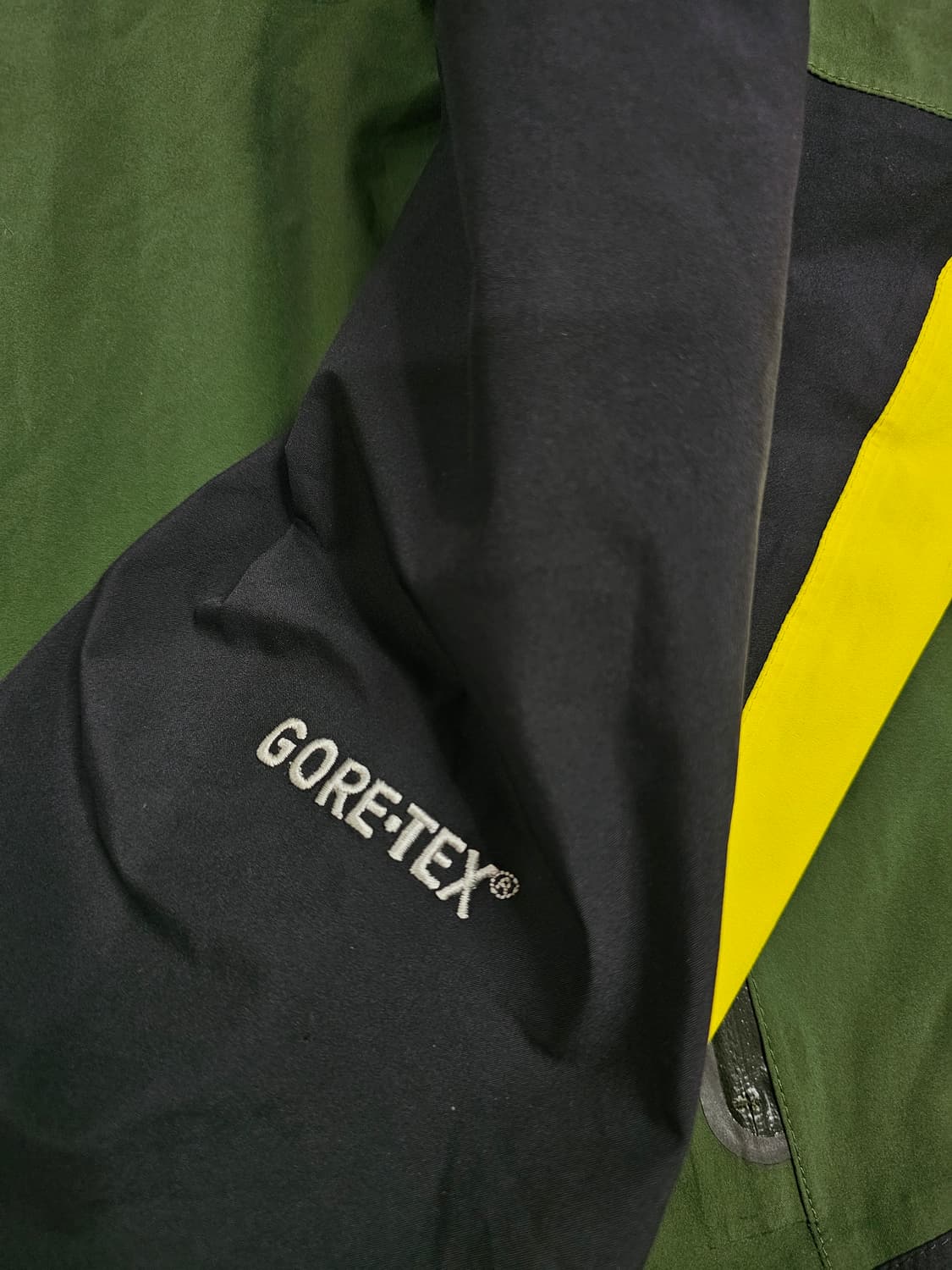 [105] 노스페이스 써밋시리즈 고어텍스 레인쉘 자켓 상품이미지5