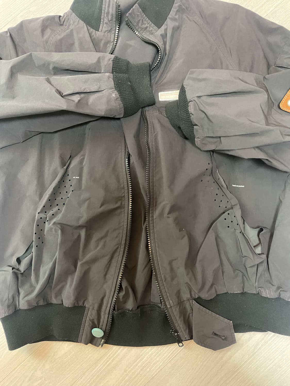 언더커버 less but better 봄버자켓 상품이미지2