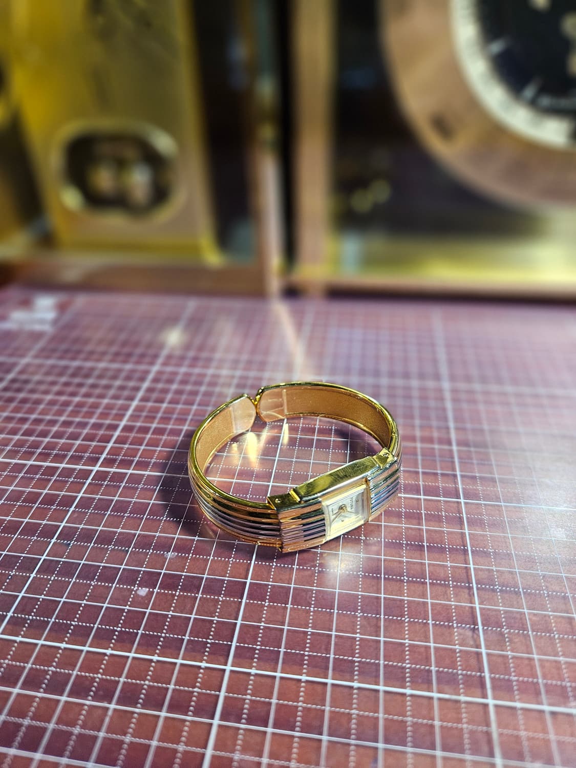 FUTURA 쿼츠 금장 빈티지 손목시계 쿼츠 팔찌시계 상품이미지3