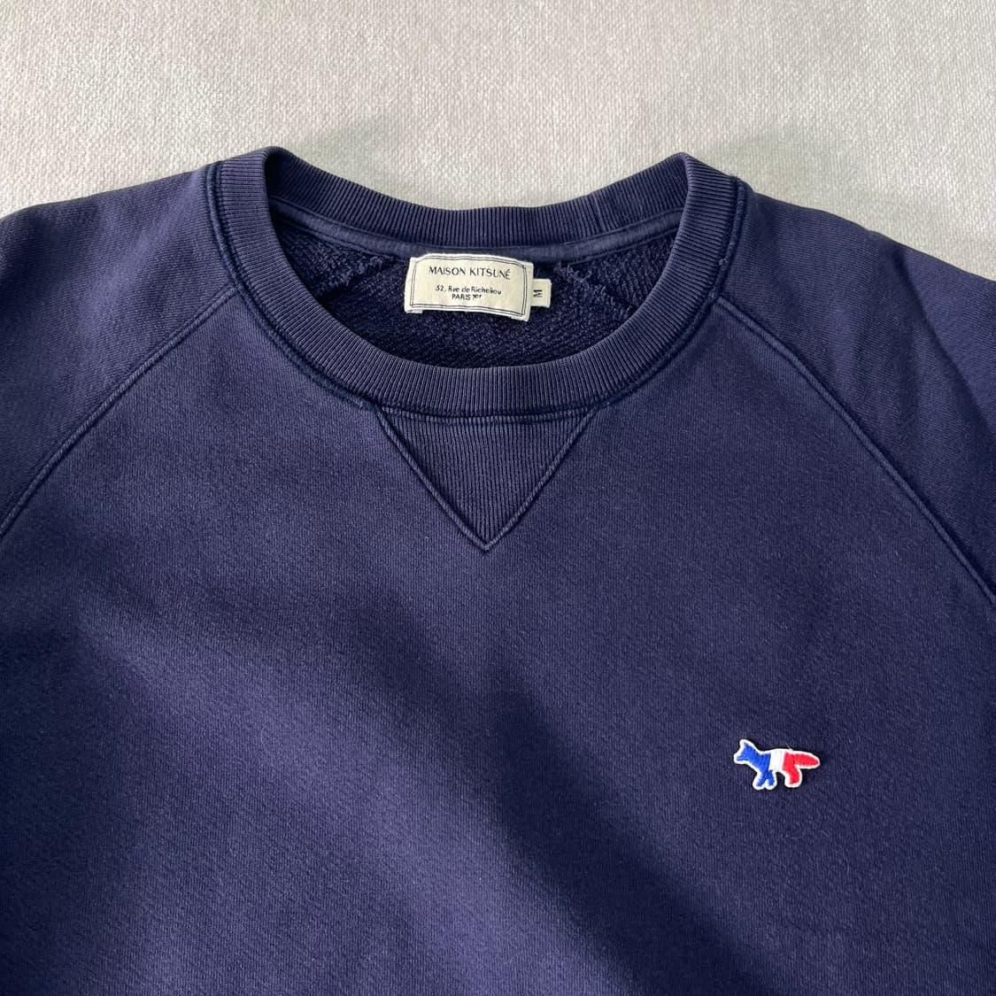 100 메종키츠네 폭스패치 네이비 맨투맨 상품이미지2