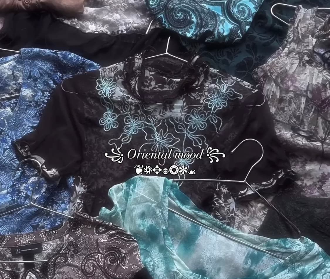 오리엔탈 플라워 자수 시스루 탑 상품이미지1