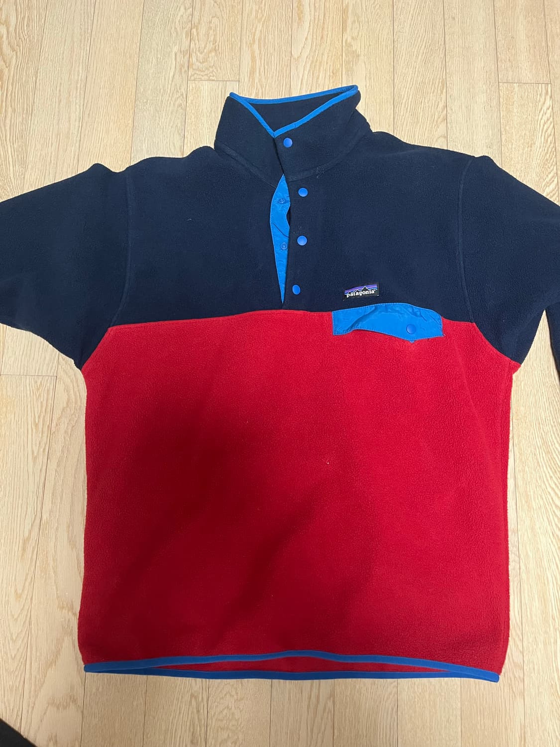 파타고니아 신칠라 네이비 레드 m 상품이미지1