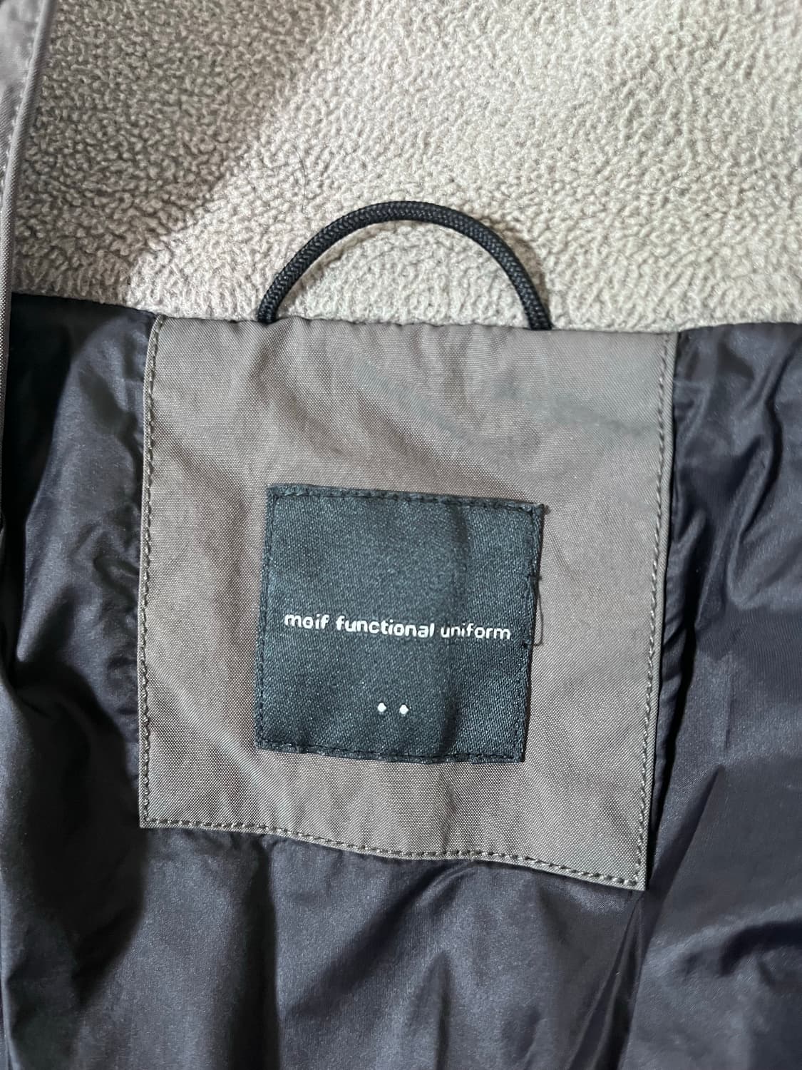 모입브 [AW23] HIKER JUMPER / OLIVE GRA이프 상품이미지3