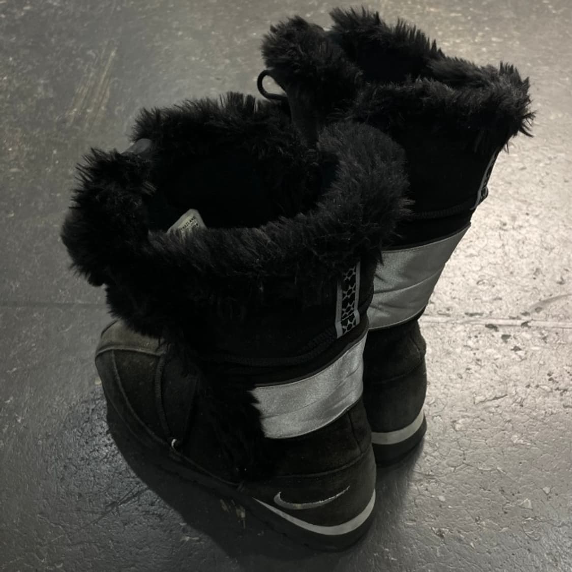 250 나이키 스웨이드 스노우 부츠  상품이미지3